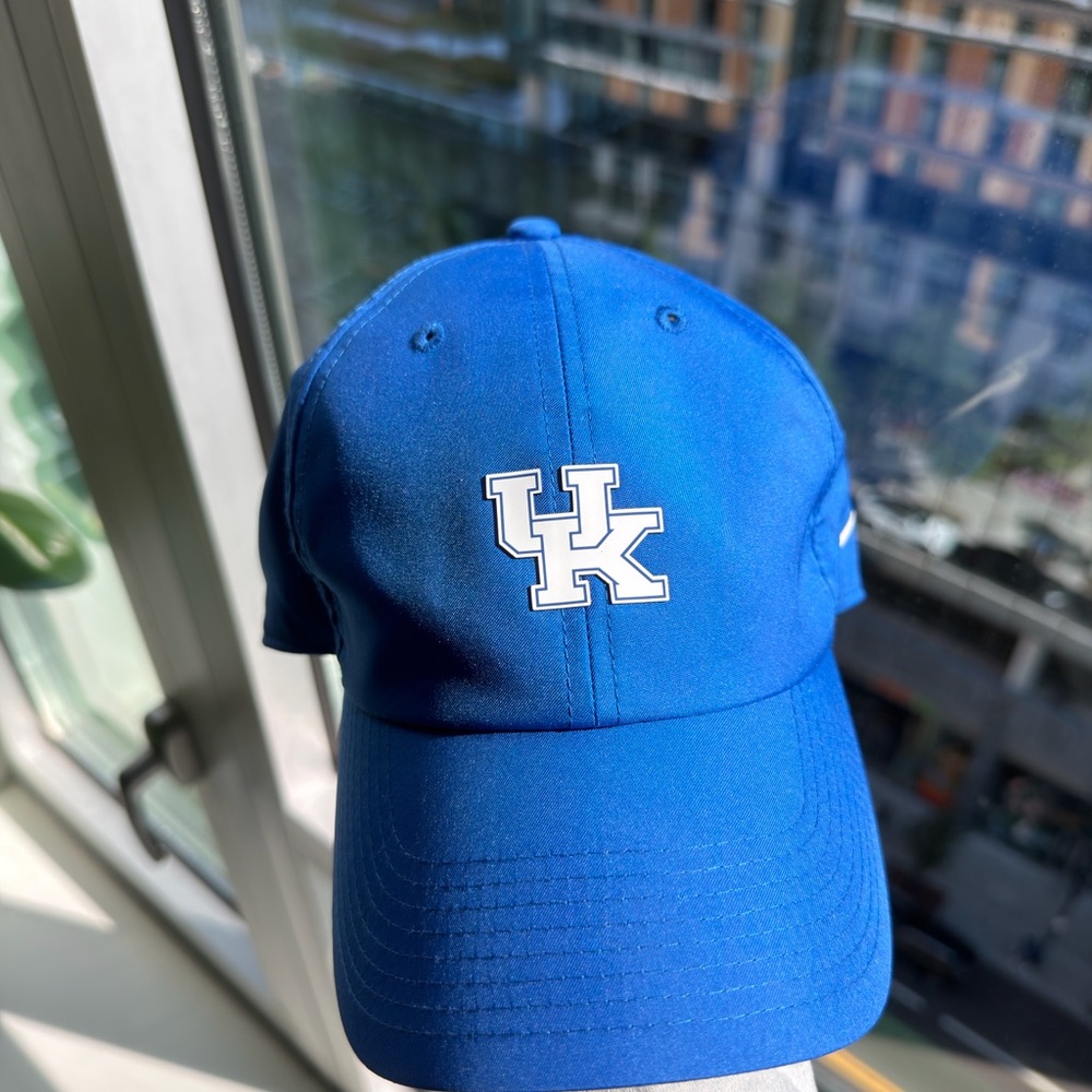 Nike University of Kentucky Dry Fit